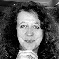  Marion Demossier